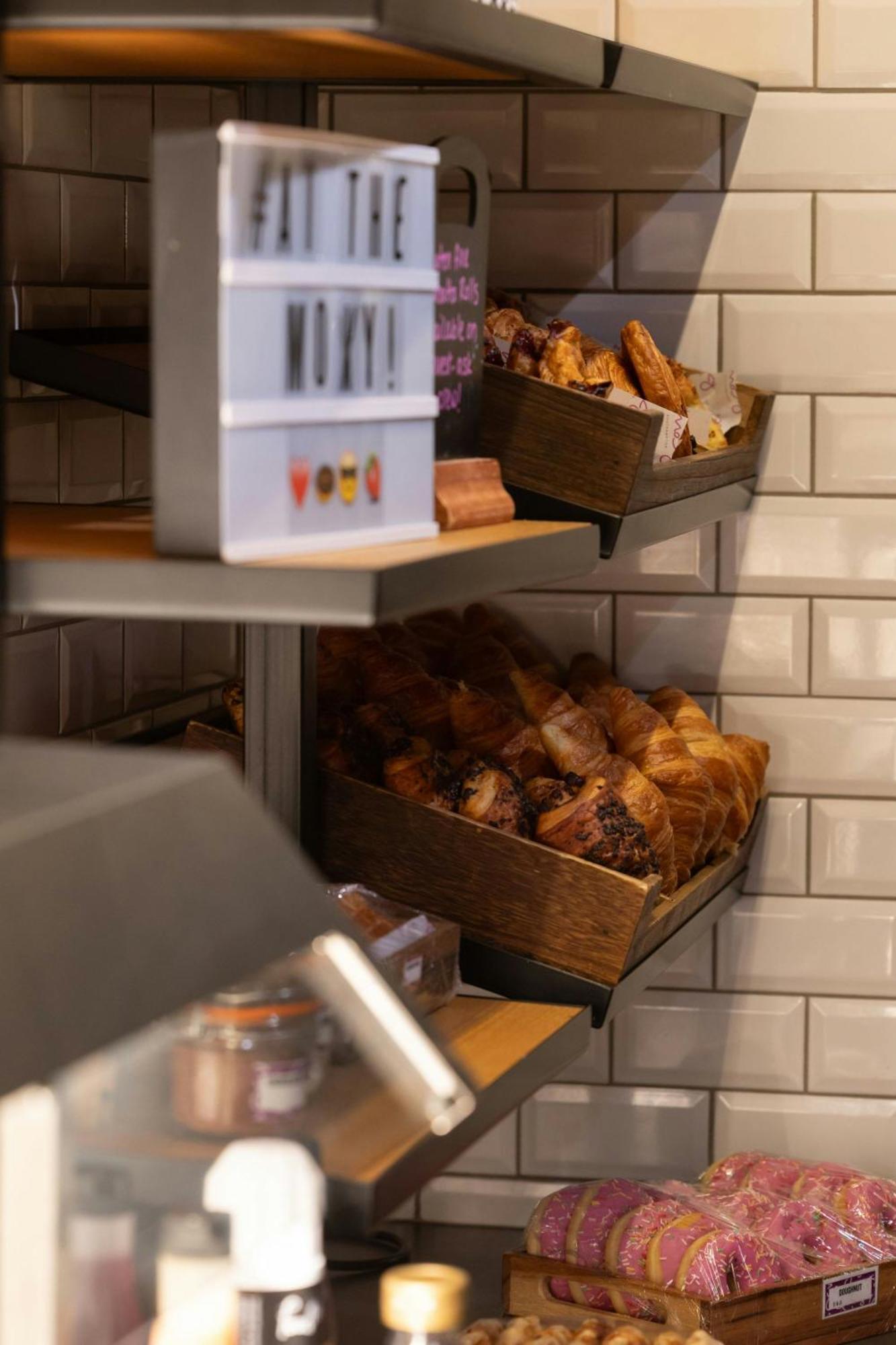 Moxy Southampton Ξενοδοχείο Εξωτερικό φωτογραφία